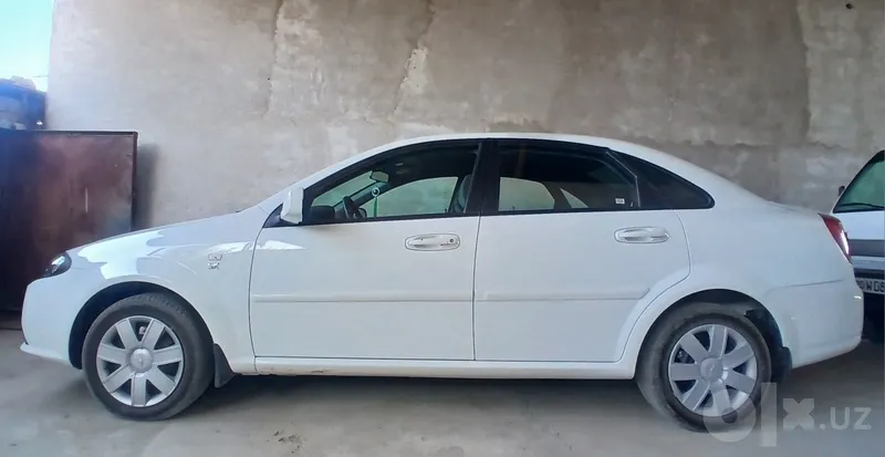 Gentra 2023/1.6/2800km 2 Gentra 2023/1.6/2800km 2