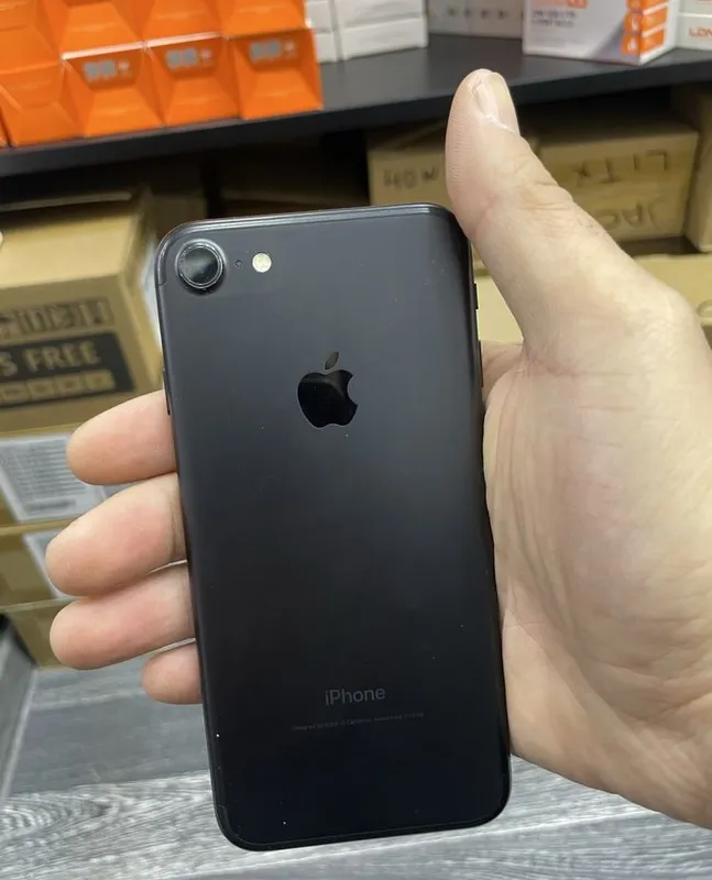 iPhone 7 juda yaxshi holatda 2