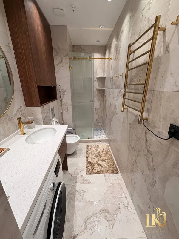 Piramit Tower ЖКда 2 xonali kvartira sotiladi 7