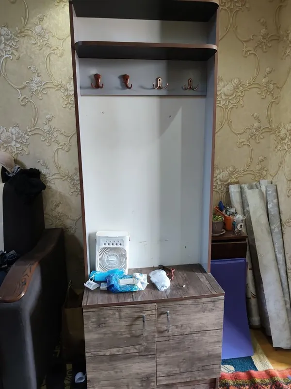 В прихожую шкаф продаётся В прихожую шкаф продаётся