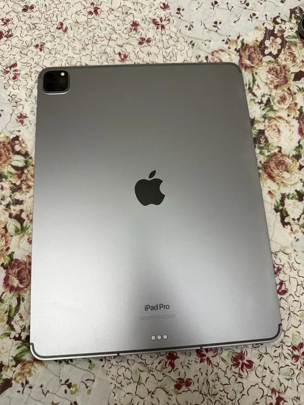 iPad Pro 12.9-inch 256gb 6-gen m2 — фото 2