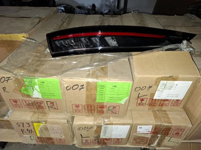 Dongfeng 007 Orqa kirilo Stopi