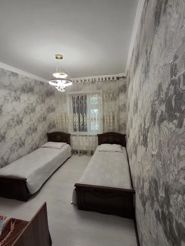 Продаётся 3х ком. квартира 77 серия в городе Янгиюль. 3