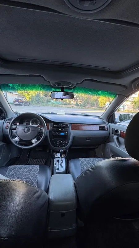 Lacetti - 3 позиция, 2010 год, мотор - 1.8, в хорошем состоянии — фото 4