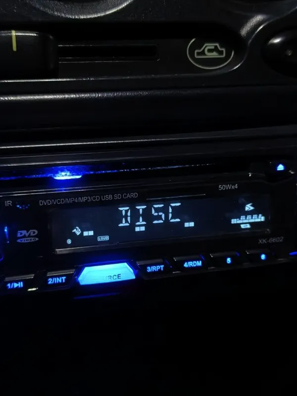 Магнитофон BT Disc Usb SD Aux Radio — фото 5