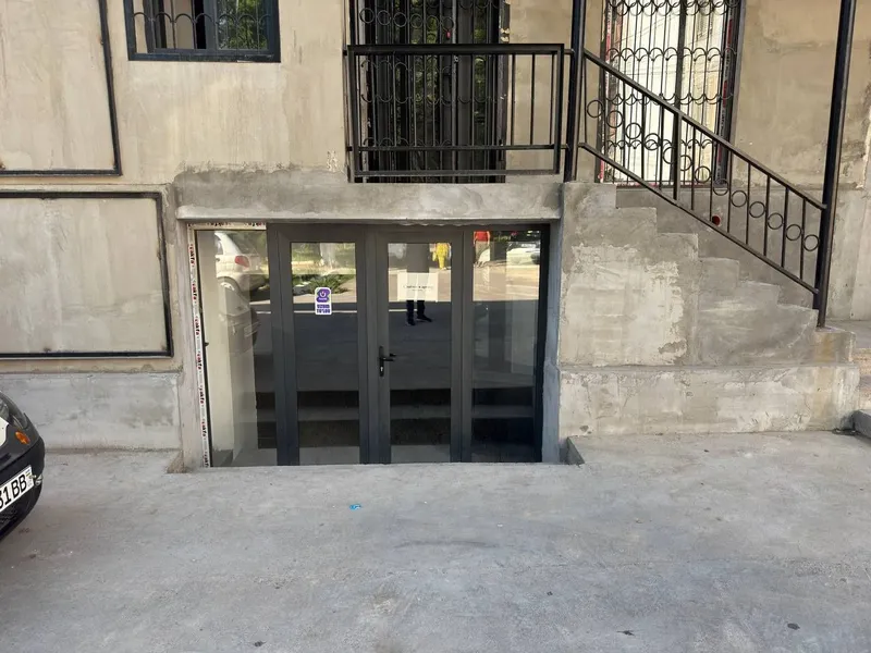 Dokon ijaraga beriladi 400$ kiyim kechak oziq ovqat va hokazo faqat 5