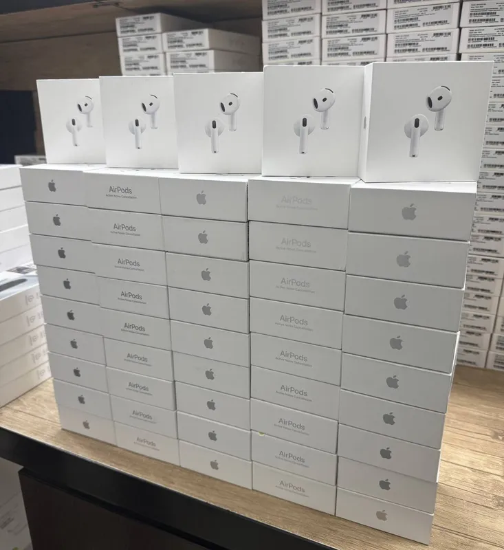 AirPods 4 ANC