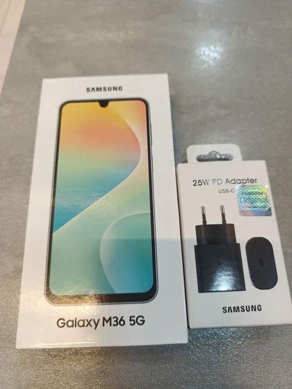 Samsung M36 sotiladi yangi karopka dakument