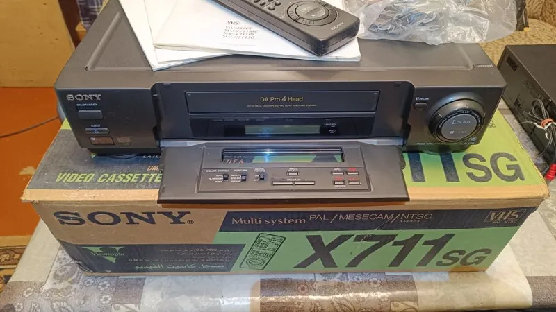 Видеомагнитофон Sony slv-711 2 Видеомагнитофон Sony slv-711 2