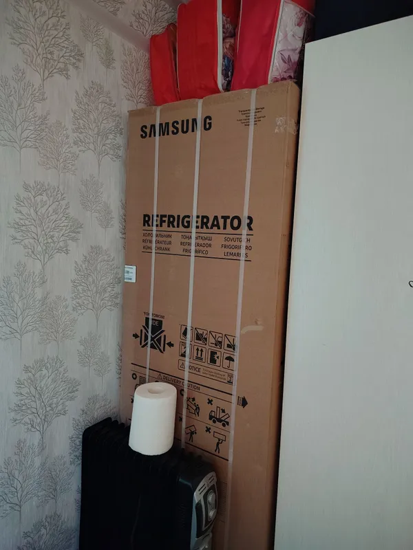 продам холодильник Samsung' новый