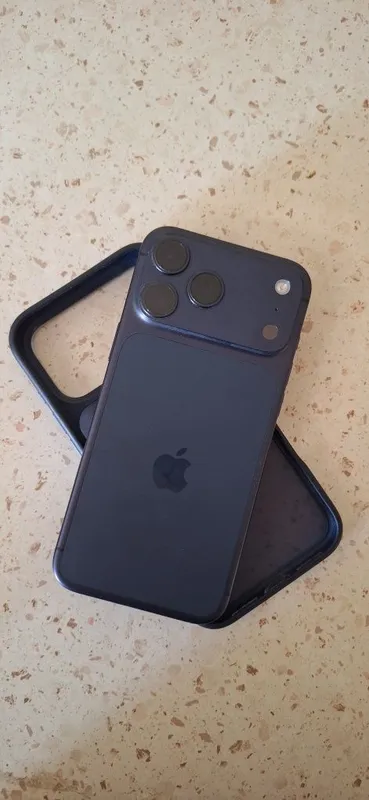 Iphone 17 Pro max BLUE 4 Iphone 17 Pro max BLUE 4
