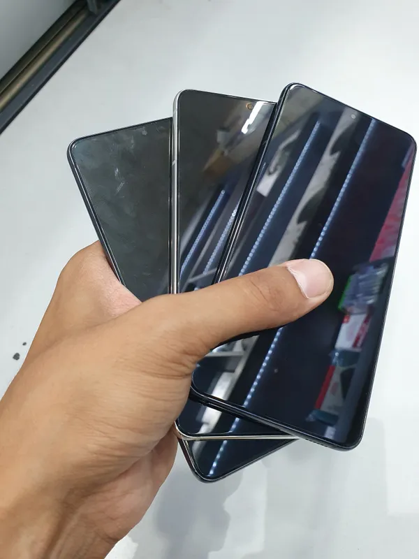 Samsung Galaxy S21 5G 2 Samsung Galaxy S21 5G 2