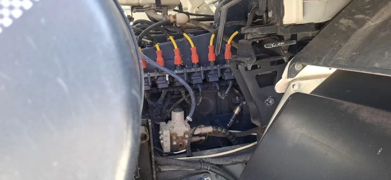 Kamaz 6520 maz prisepi bilan sotiladi 4