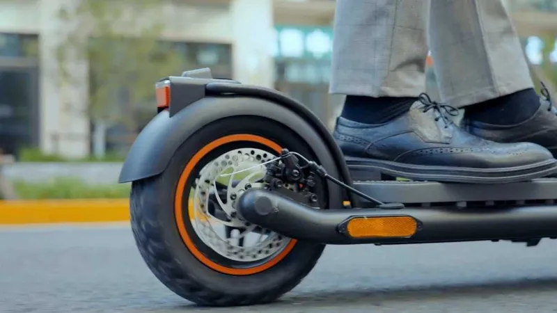Электрический Самокат Xiaomi Navee Electric Scooter N65i (черный) 3 Электрический Самокат Xiaomi Navee Electric Scooter N65i (черный) 3