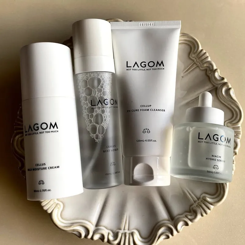 LAGOM brendidagi original yuz parvarishi uchun nabor LAGOM brendidagi original yuz parvarishi uchun nabor