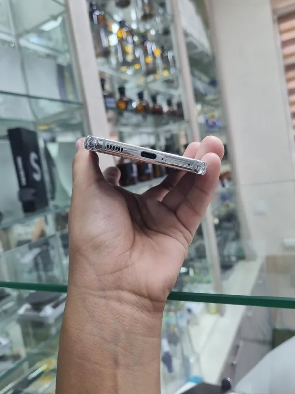 Samsung galaxy S22 4