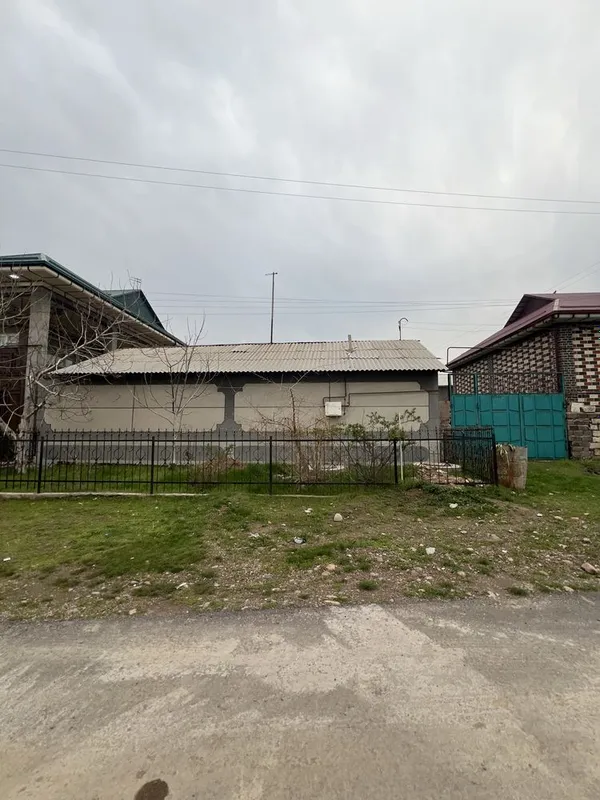 DSK da 6-sotixli hovli uy sotiladi — фото 1