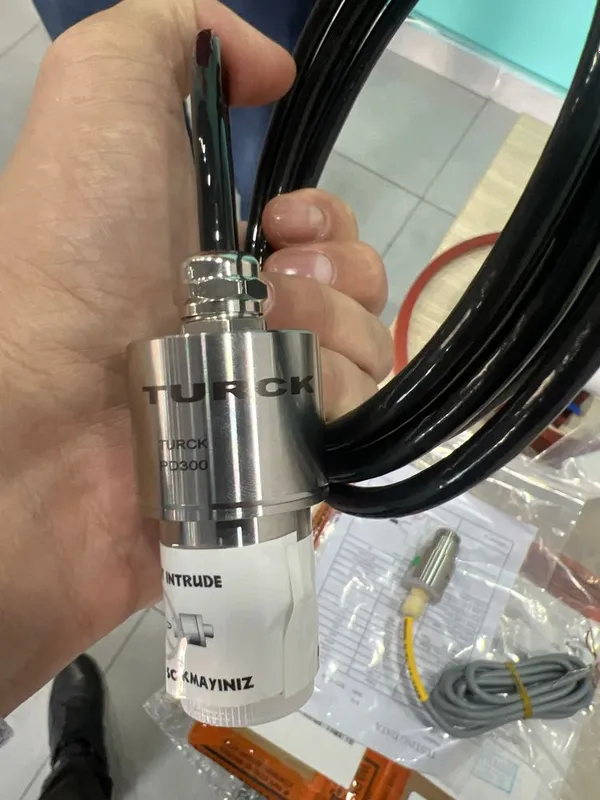 ELİAR PD 300 pd 320 pd 340 s40 s400 S 42 4 ELİAR PD 300 pd 320 pd 340 s40 s400 S 42 4
