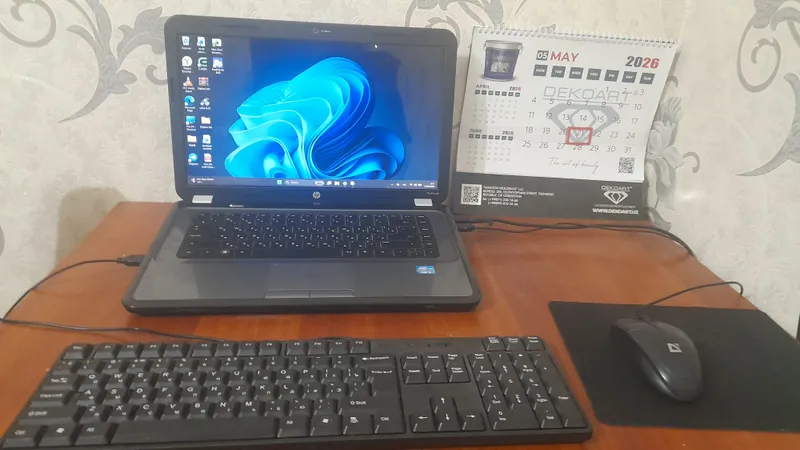 Hp brendi noutbok 12 gb ram, ssd 240, core i5, 1 Hp brendi noutbok 12 gb ram, ssd 240, core i5, 1