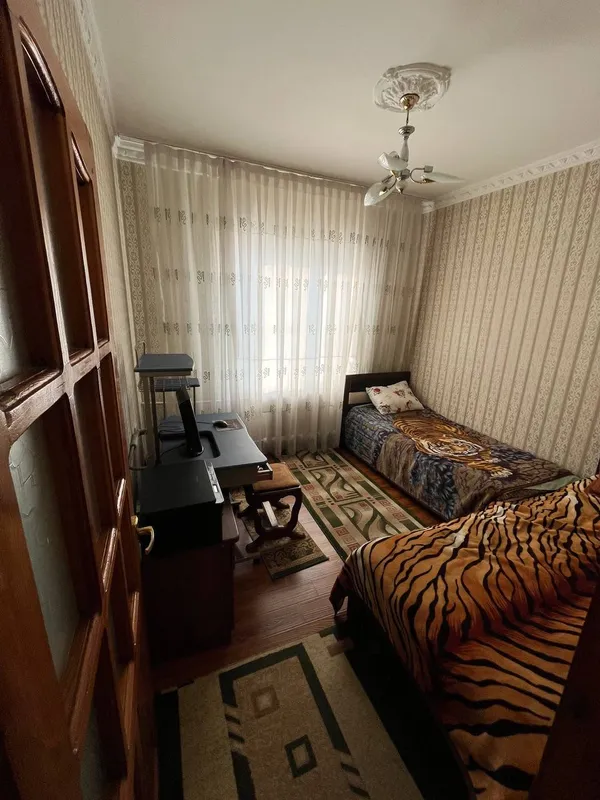 Продаётся  5-комнатная квартира площадью 110 м²