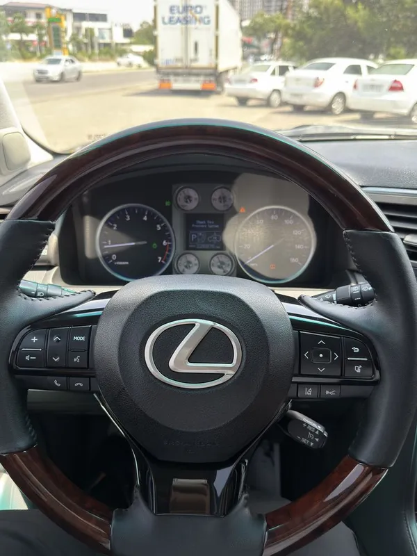 Srochno Lexus LX 570 Sotiladi! — фото 9