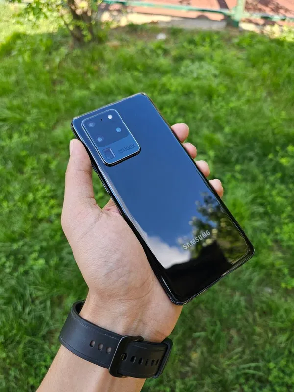 Samsung Galaxy S20 ULTRA (5G) 1