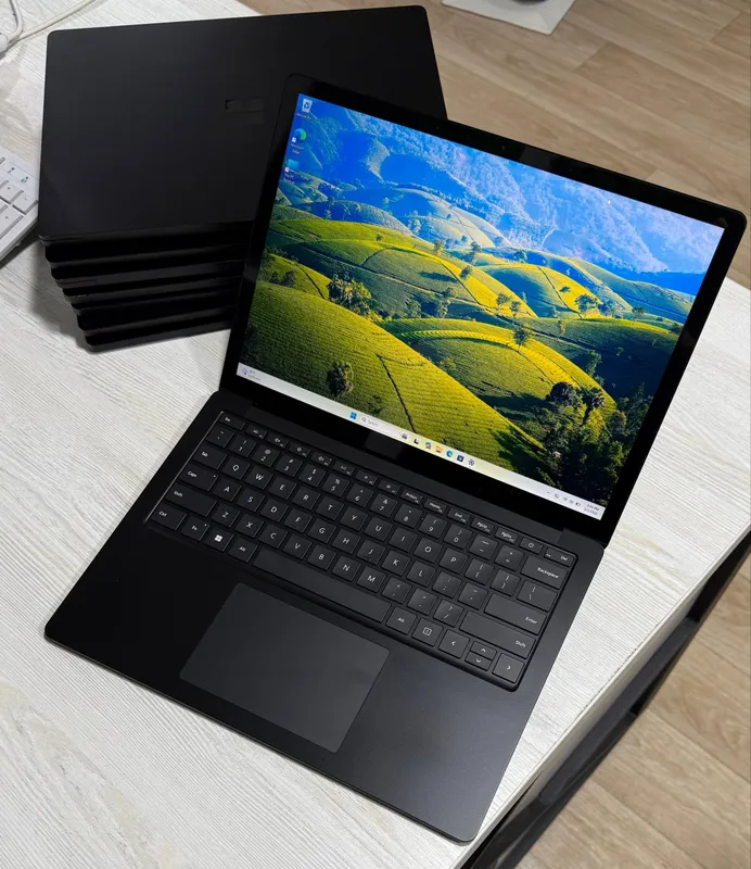 Surface Laptop 4 - Core I7-1185G7/16GB/512GB 1 Surface Laptop 4 - Core I7-1185G7/16GB/512GB 1