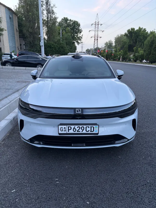 Zeekr 007GT 2025 Нахт ва насияга — фото 2
