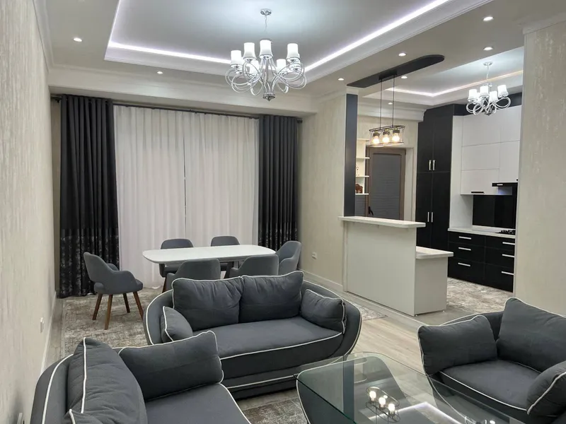 Продаётся 4-комнатная квартира в ЖК Gardens Residence