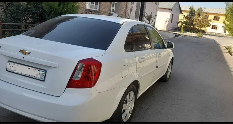 CHevrolet Gentra 5 CHevrolet Gentra 5