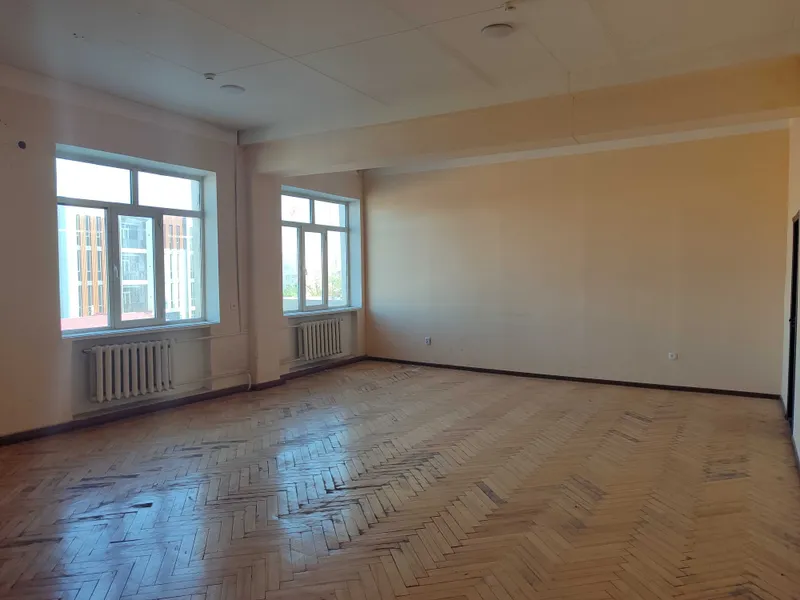 офис 70м2 центральная улица 1-линия ofis 70m2 markaziy kocha 1-qatorda — фото 1