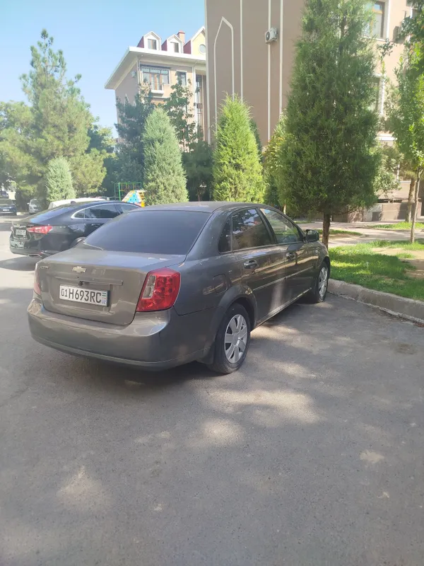 Продаётся Jentra в хорошем состоянии 2 Продаётся Jentra в хорошем состоянии 2