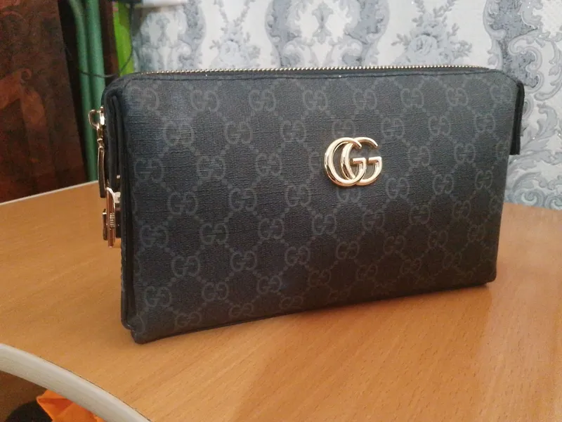 GUCCI