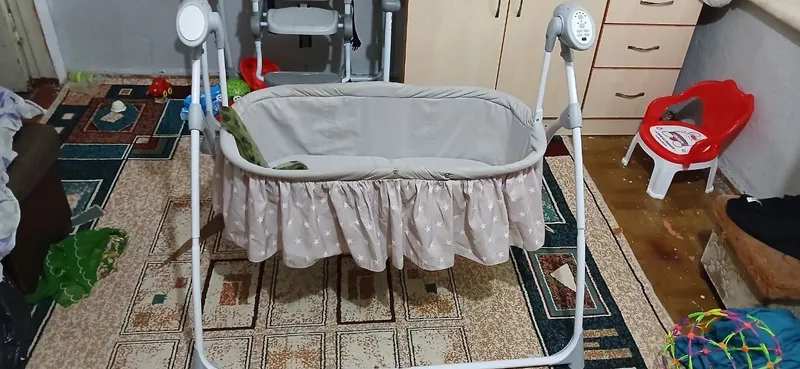 Болалар кроваткаси