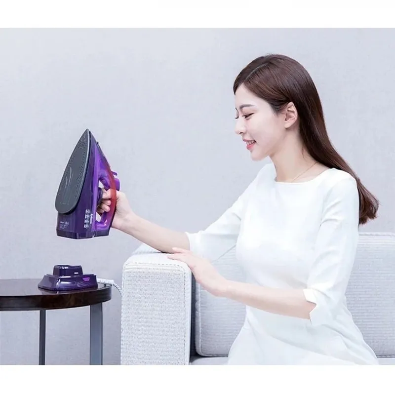 Xiaomi Lofans YD-012V simsiz bug‘li dazmol, qo‘l va sayohat dazmoli 5 Xiaomi Lofans YD-012V simsiz bug‘li dazmol, qo‘l va sayohat dazmoli 5
