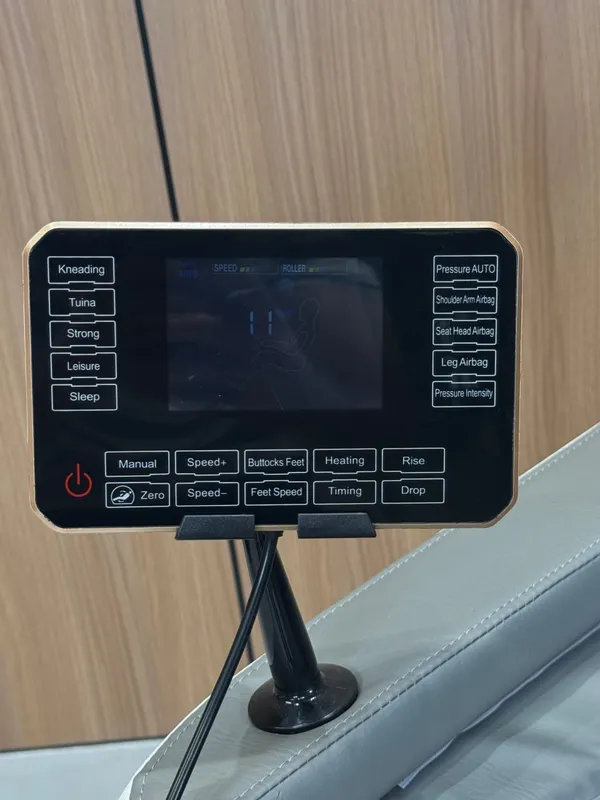 Массажное кресло Massajor Plusgym R42 6