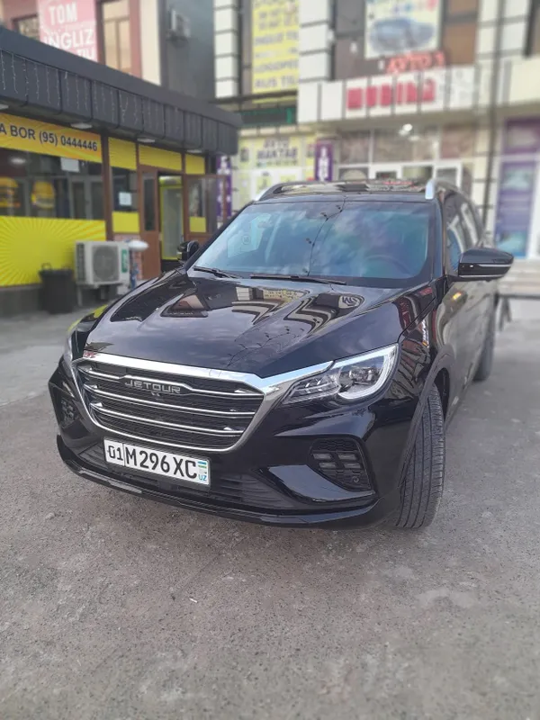 JETOUR X70 240T сотилади