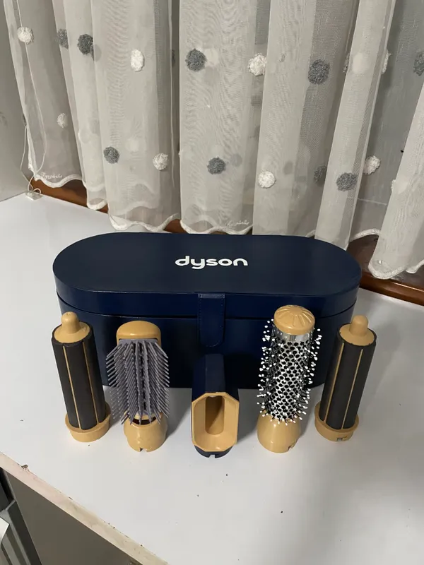 Dyson фен-стайлер  5 в 1 — фото 1
