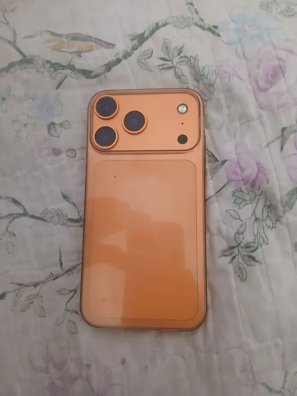 iPhone XR, корпус iPhone 17, состояние хорошее 1 iPhone XR, корпус iPhone 17, состояние хорошее 1