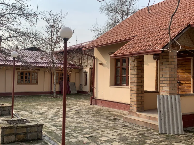 ПРОДАЁТСЯ Большой участок, под бизнес 1- гектар!