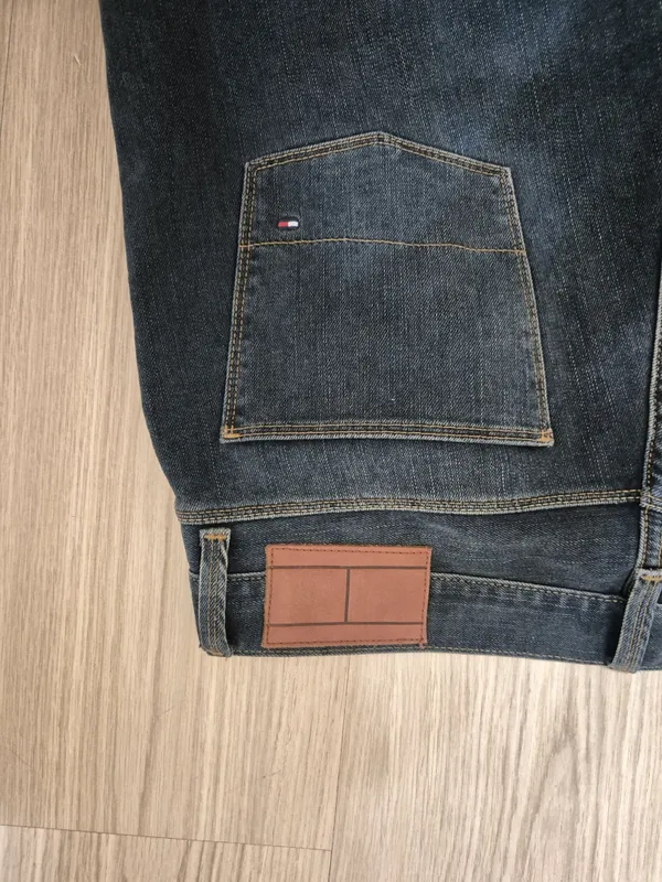 Джинсы Tommy Hilfiger 3 Джинсы Tommy Hilfiger 3