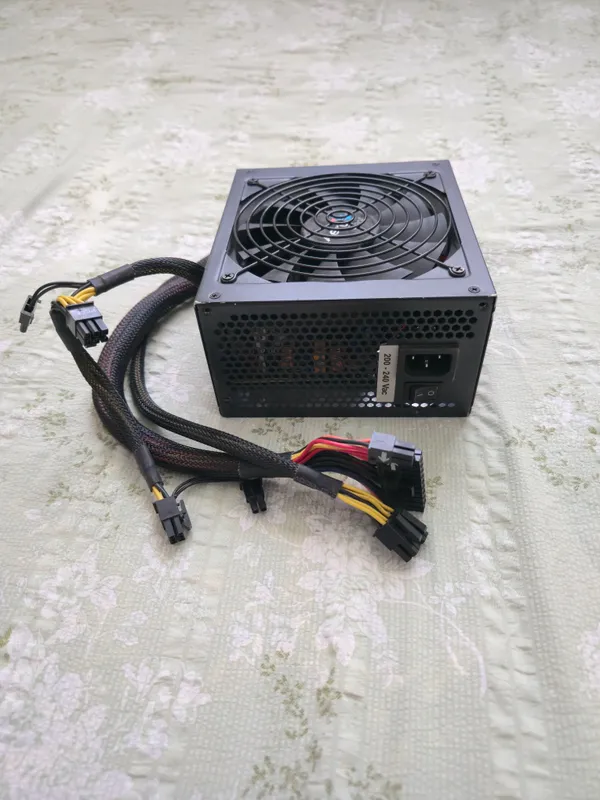 Блок питания ZALMAN ACRUH SERIES 750W — фото 3