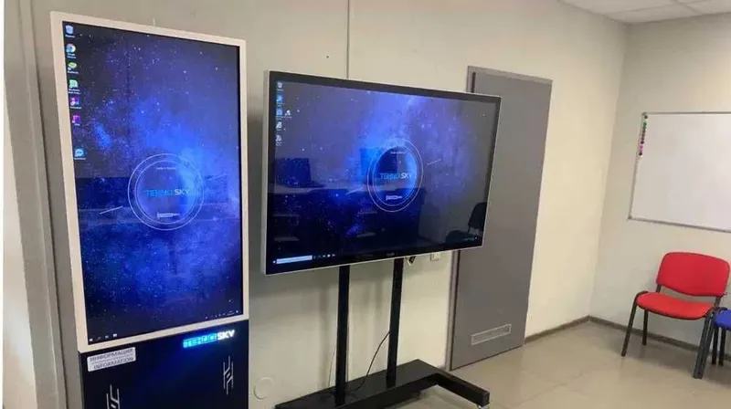 Интерактивная панель STUDIYMAX 65/75 4K СЕНСОР ДОСКА все бренд есть — фото 1