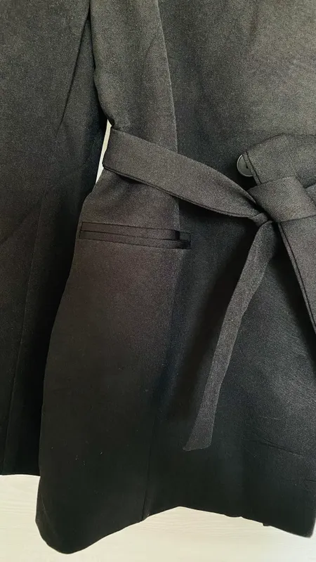 Kimono uslubidagi qora ayollar kostyumi 3