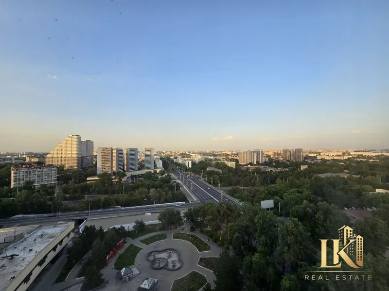 Продаётся 4-комнатная квартира в ЖК «Московские высотки» (4/17/18) — фото 9