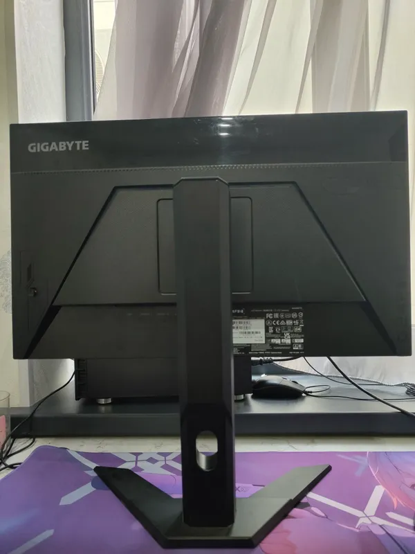 Gigabyte G24F2 — ehtiyot qismlar uchun / tiklash uchun 5 Gigabyte G24F2 — ehtiyot qismlar uchun / tiklash uchun 5