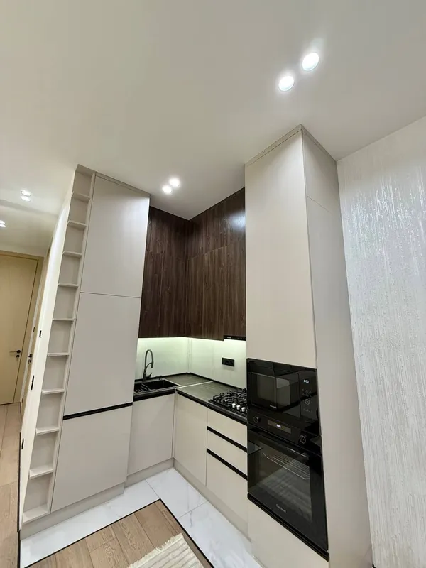 Сдается квартира ЖК The Lux Villa 3/2/3 евроремонт 4