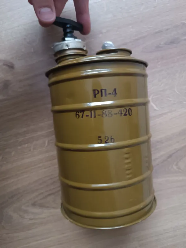 Регенеративный патрон РП-4 и сменный патрон для РП-46 1
