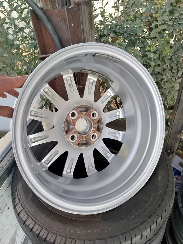 Srochniy Gentra R15 diska sotiladi donaligi. 3 Srochniy Gentra R15 diska sotiladi donaligi. 3