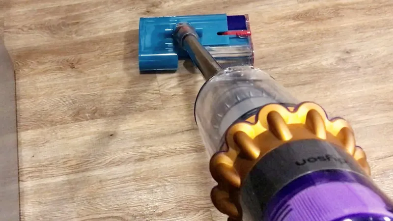 Dyson V15s detect submarine